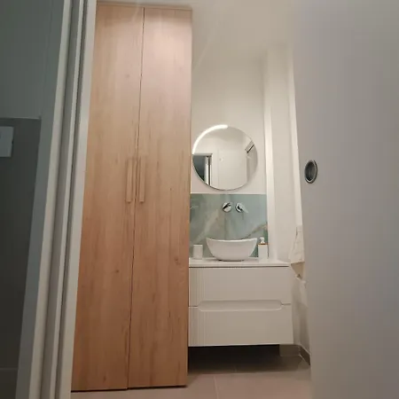 Emerald Stone - Apartment *
